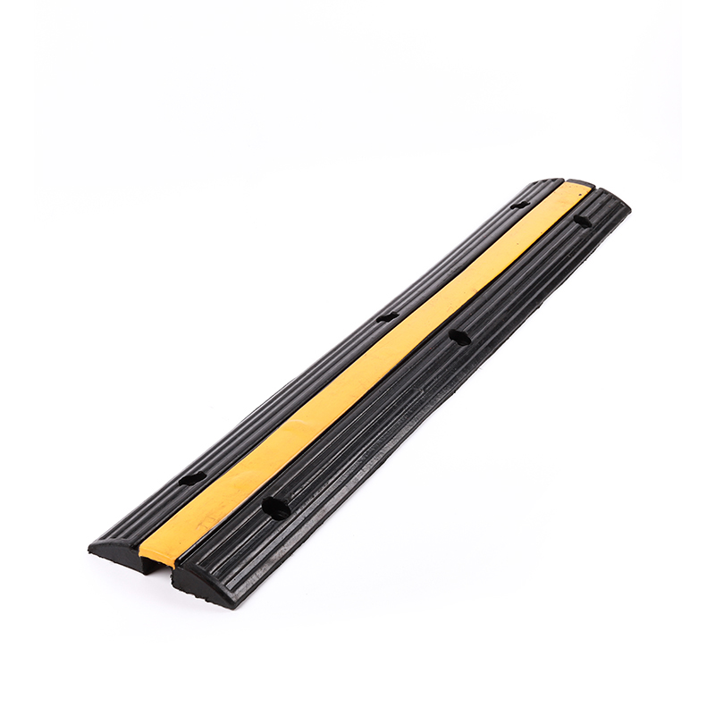 Pelindung kabel getah Sh028